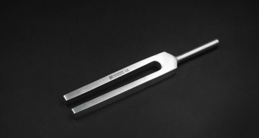 音叉 | New Med Instruments